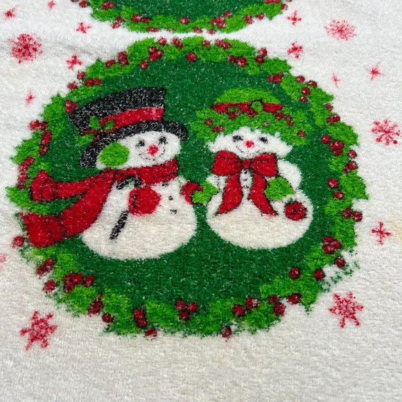 Snowman‎ Christmas Hand Towel Wreath Snowflakes Holiday Towel STAINED - Picture 2 of 9